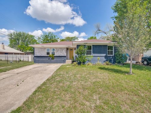 2315 Inadale Ave, Dallas, TX, 75228-4409 | Card Image