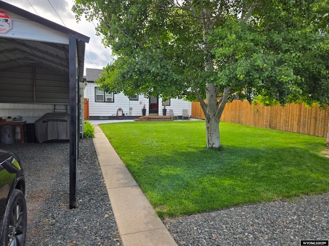 2117 E D St, House other with 4 bedrooms, 2 bathrooms and null parking in Torrington WY | Image 5