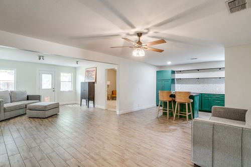 6709 Summit Ridge Dr, Watauga, TX, 76148-2351 | Card Image