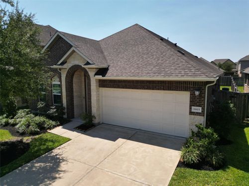 8815 Arch Rock Dr, Cypress, TX, 77433-7227 | Card Image