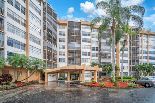 apt-419-1200 Saint Charles Pl, Pembroke Pines, FL, 33026-3331 | Card Image