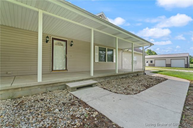 1240 Quail Run, Home with 4 bedrooms, 3 bathrooms and null parking in Mitchell IN | Image 9