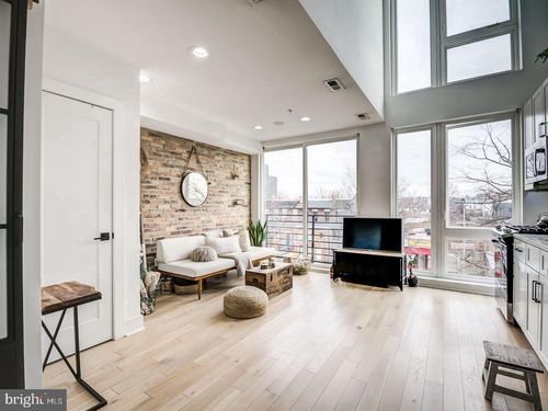 4-3916 14th St Nw, WASHINGTON, DC, 20011-5473 | Card Image