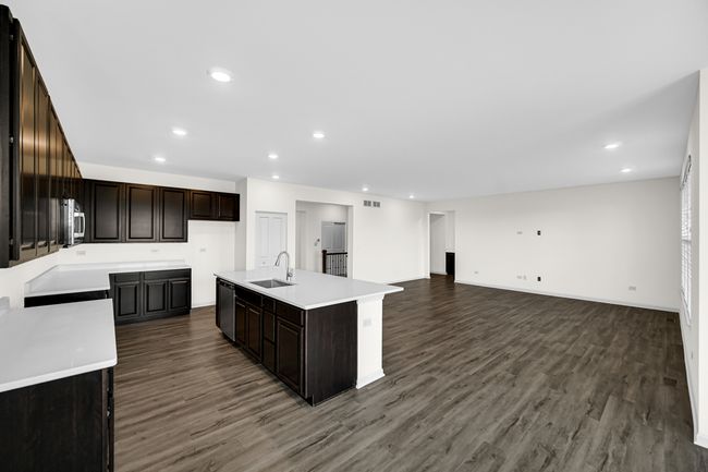 15051 Quincy Way, House other with 3 bedrooms, 2 bathrooms and 3 parking in Manhattan IL | Image 12