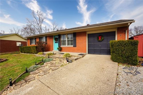 1028 Spicewood Plz, Clarksville, IN, 47129-1128 | Card Image