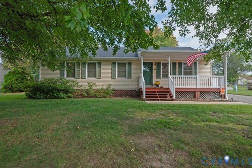 6418 Chenault Way, Mechanicsville, VA, 23111-5335 | Card Image