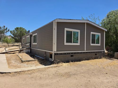 2225 Young Ave, Mountain Mesa, CA, 93240-9395 | Card Image
