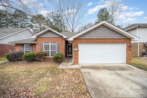 10609 Turkey Point Drive, Charlotte, NC, 28214 | Card Image