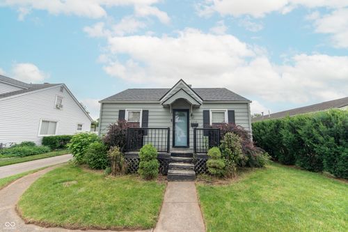 2249 Maple St, Columbus, IN, 47201-4378 | Card Image