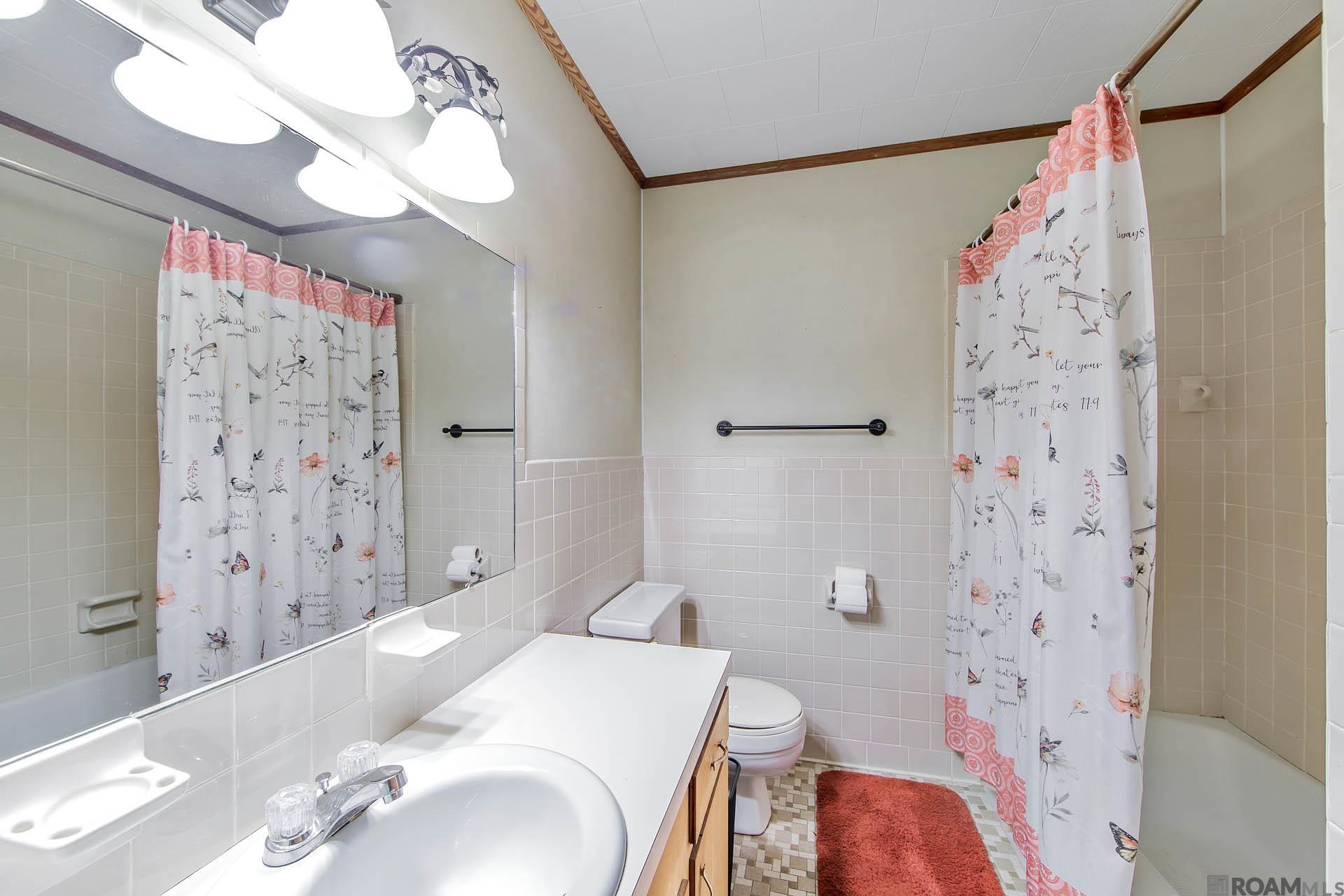 Residential Lease in Raceland 2