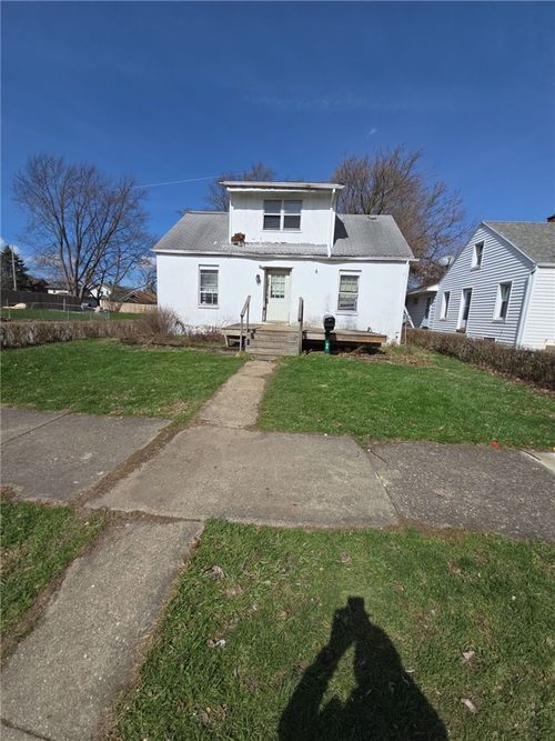900 E Rose Street, Springfield, OH, 45505 | Card Image