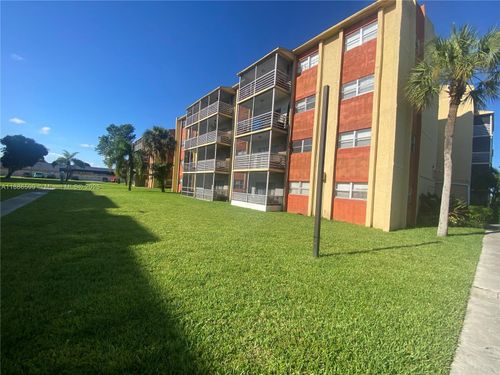 apt-412-3700 Nw 21st St, Lauderdale Lakes, FL, 33311-3103 | Card Image