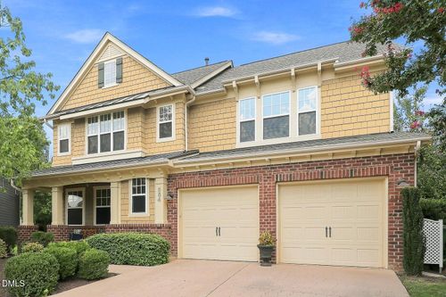 554 Front Ridge Dr, Cary, NC, 27519-6432 | Card Image