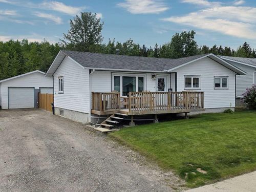 11364 Leonard St, Grande Cache, AB, T0E0Y0 | Card Image