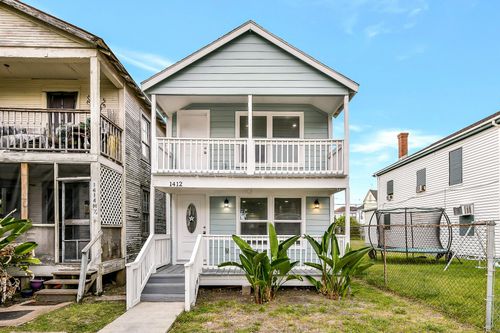 1412 Avenue M 1/2, Galveston, TX, 77550-6053 | Card Image
