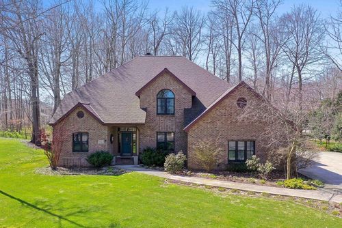 509 Wild Oak Drive, Manitowoc, WI, 54220 | Card Image