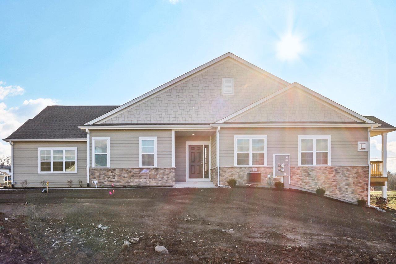 Wrenwood Pass, Germantown, WI 53022