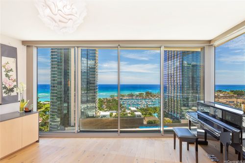 1801-1001 Queen St, Honolulu, HI, 96814-5225 | Card Image