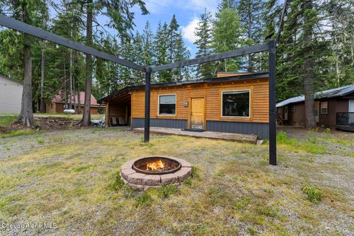 118 Timber Ln, Nordman, ID, 83848-9740 | Card Image