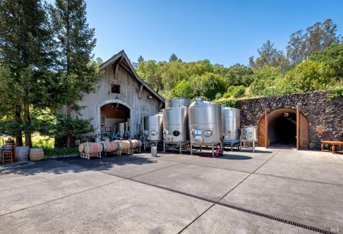 10200 Sonoma Hwy, Kenwood, CA, 95452 | Card Image