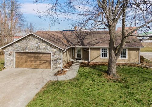 206 Fir St, Garden City, MO, 64747-8227 | Card Image