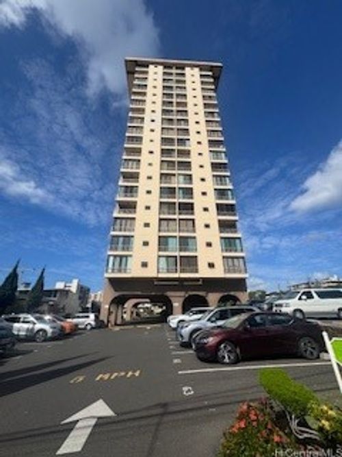apt-803-1314 Victoria St, Honolulu, HI, 96814-1063 | Card Image