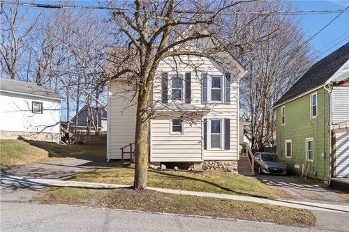 30 Lake St, Perry, NY, 14530-1516 | Card Image