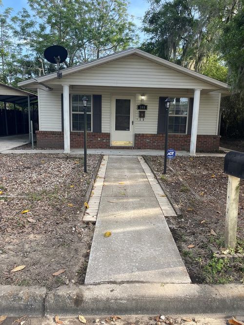 580 Se Nassau St, Lake City, FL, 32025-4581 | Card Image