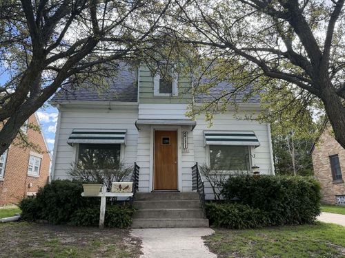 2711 S 8th Street, Sheboygan, WI, 53081 | Card Image
