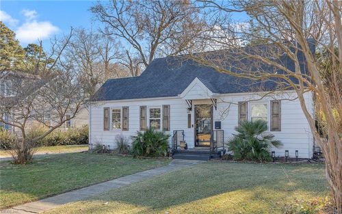 1315 Sunset Drive Drive, Norfolk, VA, 23503 | Card Image