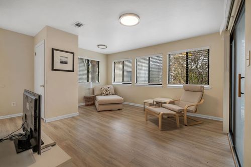 c07-1309 Airport Dr, TALLAHASSEE, FL, 32304-4713 | Card Image