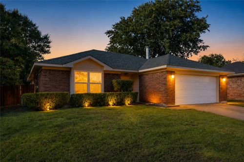 2513 Poplar Spring Rd, Fort Worth, TX, 76123-1127 | Card Image