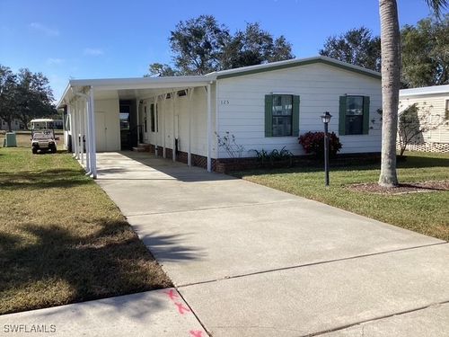 125 Calais Ct, NAPLES, FL, 34112-7052 | Card Image