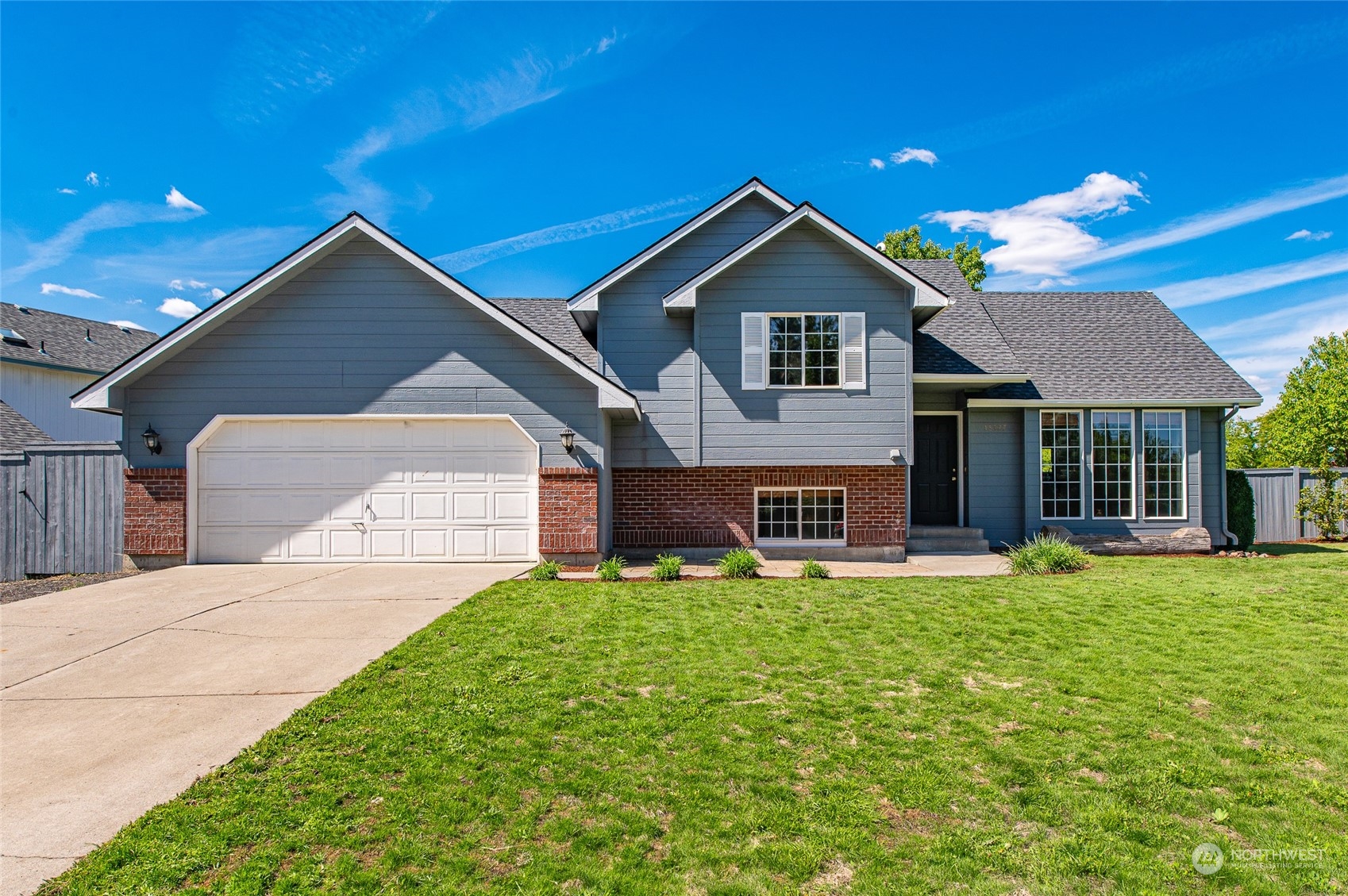 Gleneden St, Spokane, WA 99208