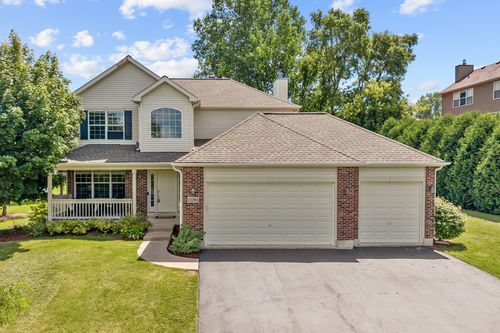 11204 Thrush Creek Dr, Richmond, IL, 60071-9211 | Card Image