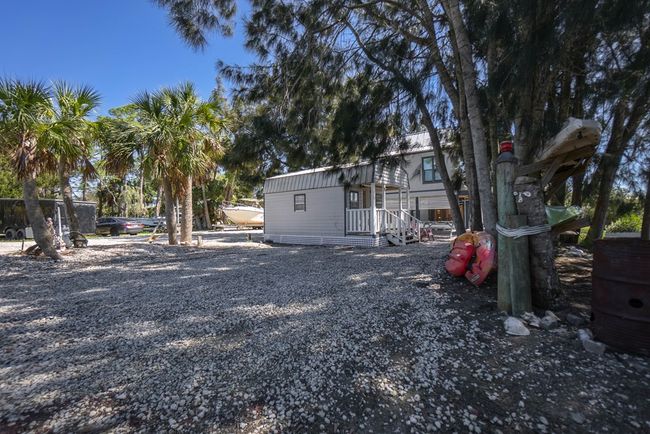 16490 Sw Indiana Ave, House other with 4 bedrooms, 4 bathrooms and null parking in CEDAR KEY FL | Image 54