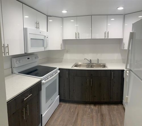 87-101-401 Nw 34th St, Pompano Beach, FL, 33064-2806 | Card Image