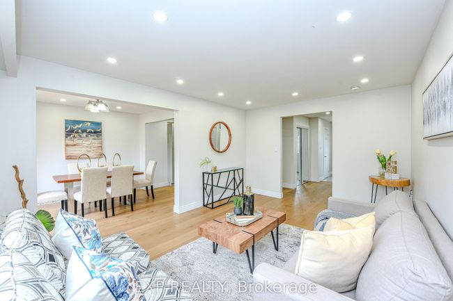 117 Harold St, House attached with 5 bedrooms, 3 bathrooms and 1 parking in Brampton ON | Image 12