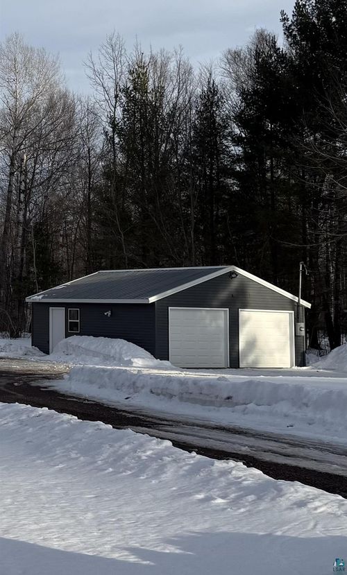 864 Brower Dr, Cloquet, MN, 55720-3325 | Card Image