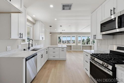 5-445 Orange Ave, Chula Vista, CA, 91911-4139 | Card Image