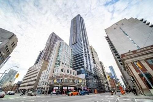 5310-395 Bloor St E, Toronto, ON, M4W0B4 | Card Image