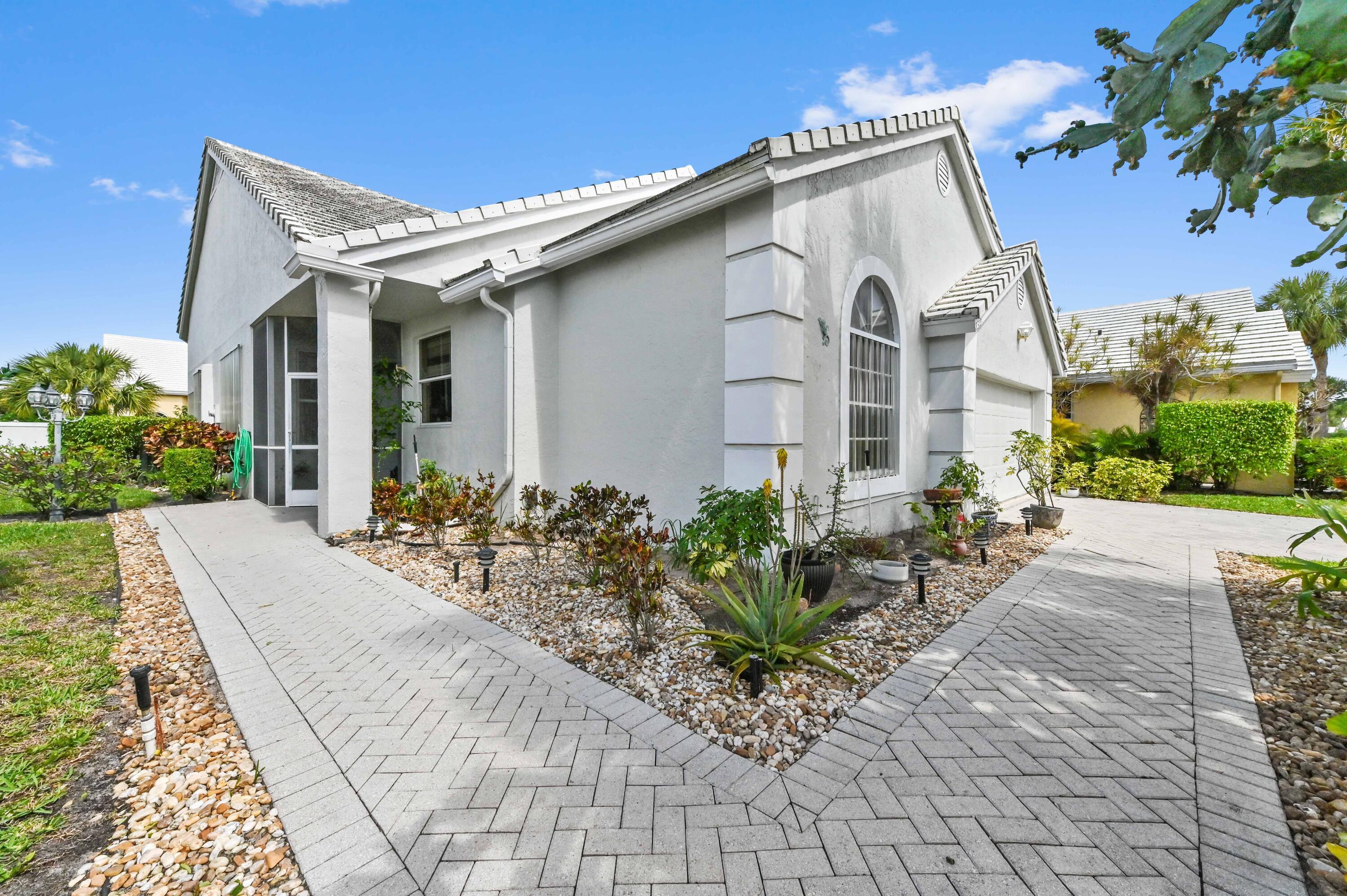 Residential Lease in Boynton Beach 2