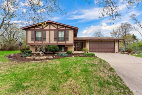 830 Buckingham Ct, Crystal Lake, IL, 60014-7601 | Card Image