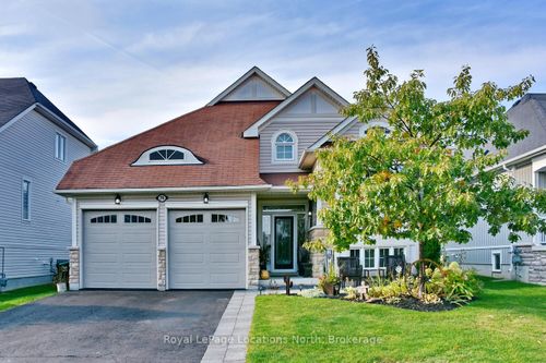 26 Starboard Cir, Wasaga Beach, ON, L9Z0E9 | Card Image