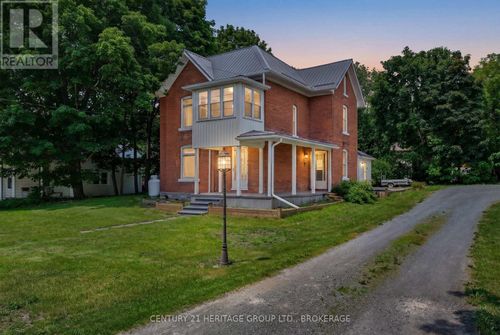 2924 Rutledge Rd, Sydenham, ON, K0H2T0 | Card Image