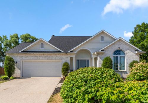 10407 Knollton Run, Fort Wayne, IN, 46818-8718 | Card Image