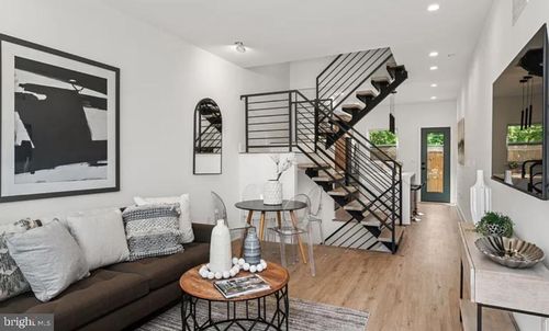 1546 N Darien St, PHILADELPHIA, PA, 19122-3507 | Card Image