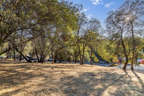 20253 Chaparral Cir, Penn Valley, CA, 95946-9461 | Card Image