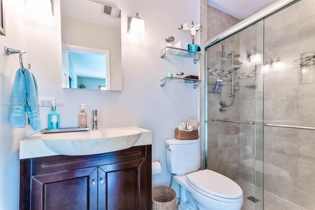 7901 Sw 133 Rd St, House other with 4 bedrooms, 3 bathrooms and null parking in Pinecrest FL | Image 7