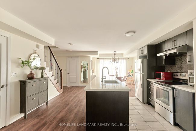 1102 - 65 Lindcrest Manor, Condo with 3 bedrooms, 3 bathrooms and 2 parking in Markham ON | Image 6